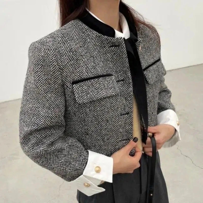 コントラストのあるスタンドカラーのフレンチレトロ乗馬服、レデ - Summer Equestrian Clothing のレビューと価格