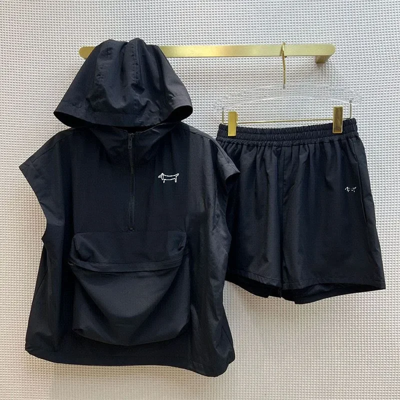 夏用ノースリーブトップとパッド入りウエストショーツの2ピース - Summer Golf Clothing のレビューと価格